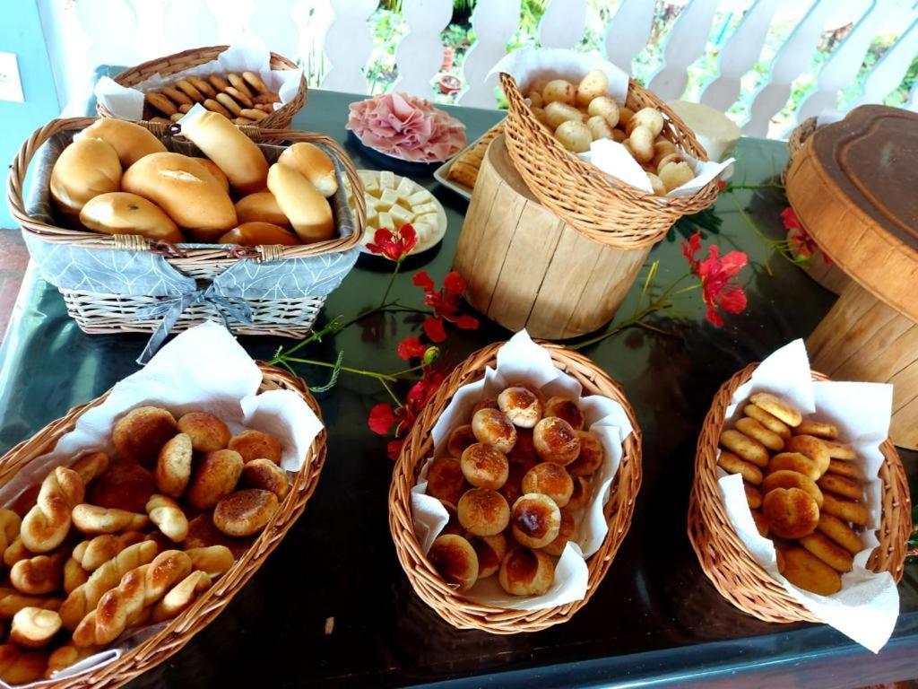 Sertao Veredas Hotel Fazenda Paraopeba Экстерьер фото